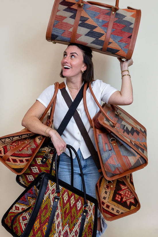 Handmade Turkish Kilim Hand Bag Vintage Hand Woven Casual - Etsy | Kilim bag,  Carpet bag, Rug bag