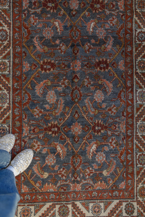 Wallada | 3’6 x 10’2