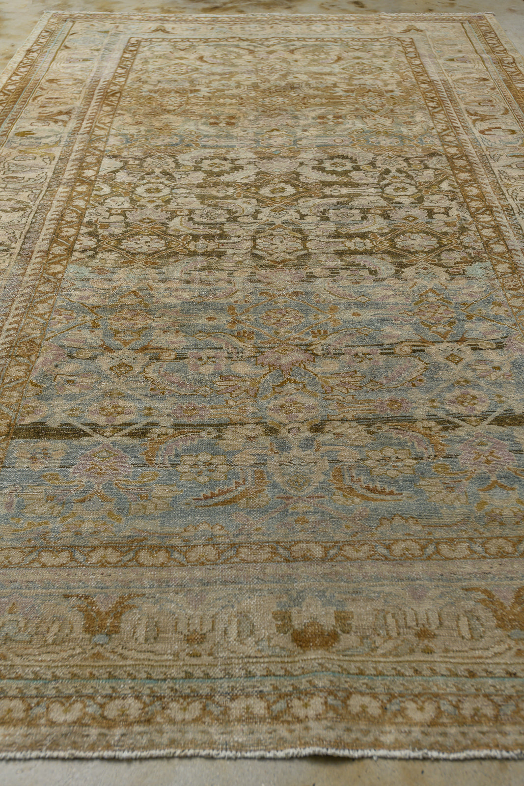 Jalida | 6’7 x 10’3