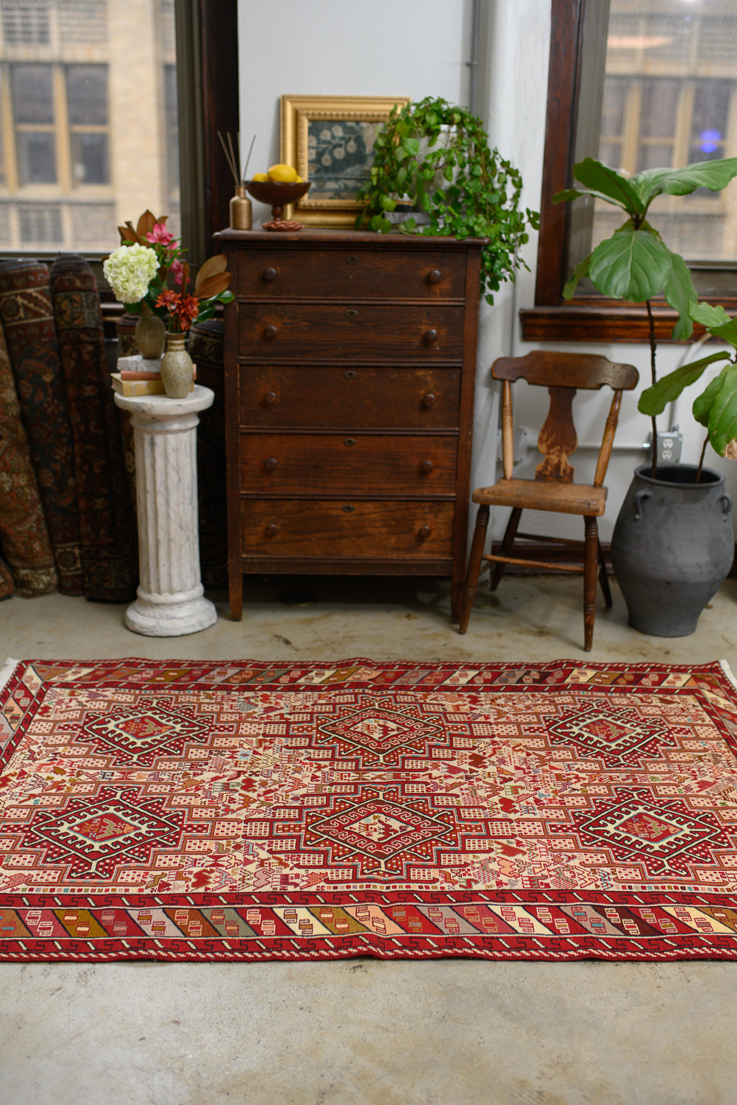 Sufi | 4’2 x 6’8