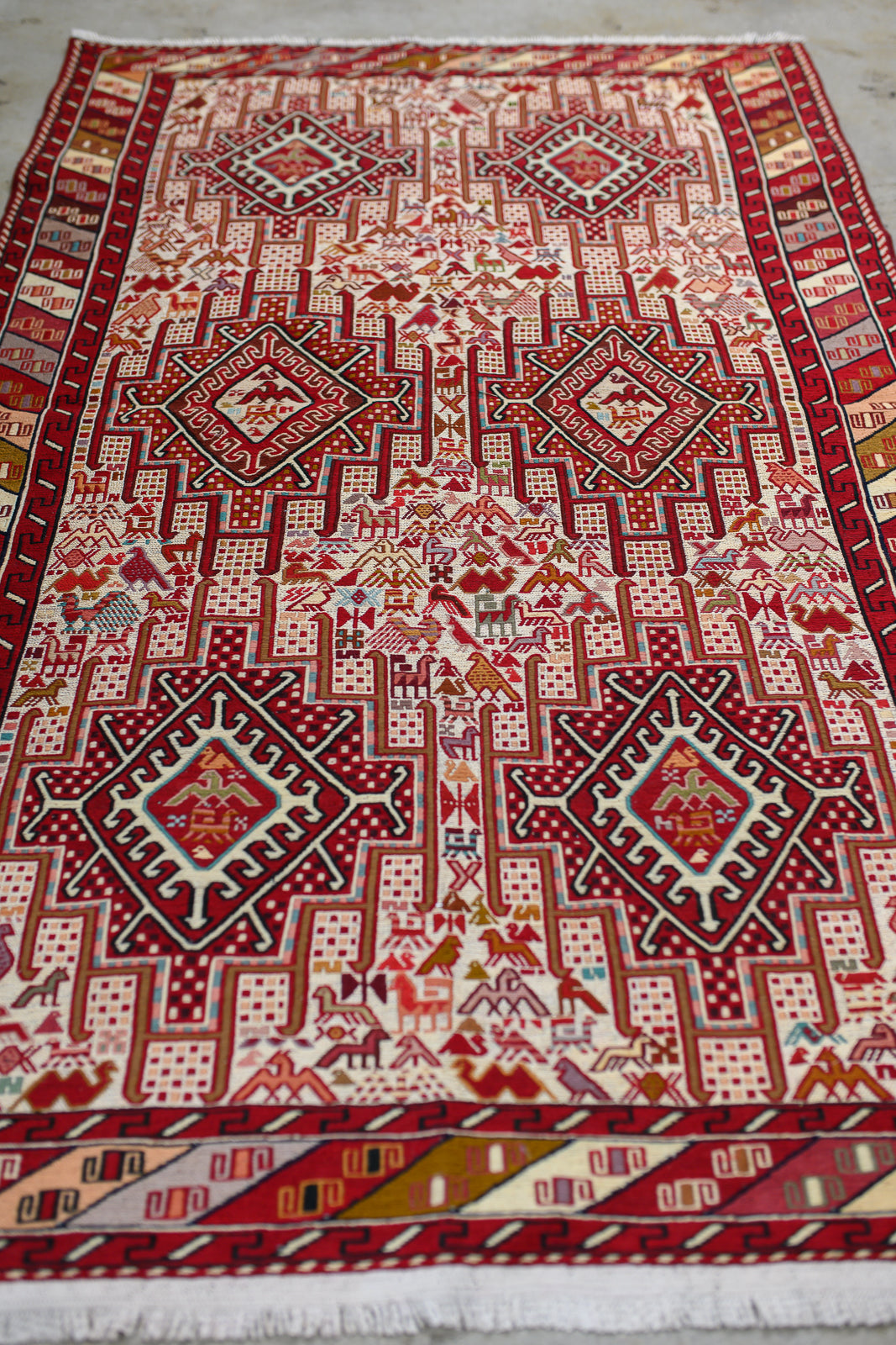 Sufi | 4’2 x 6’8