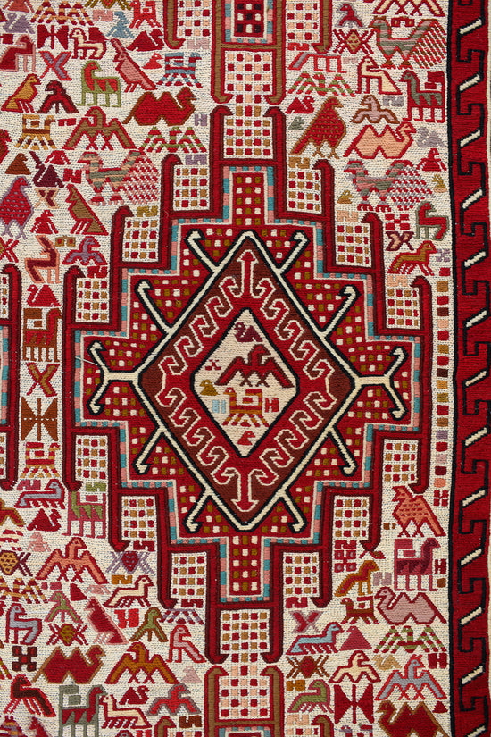 Sufi | 4’2 x 6’8