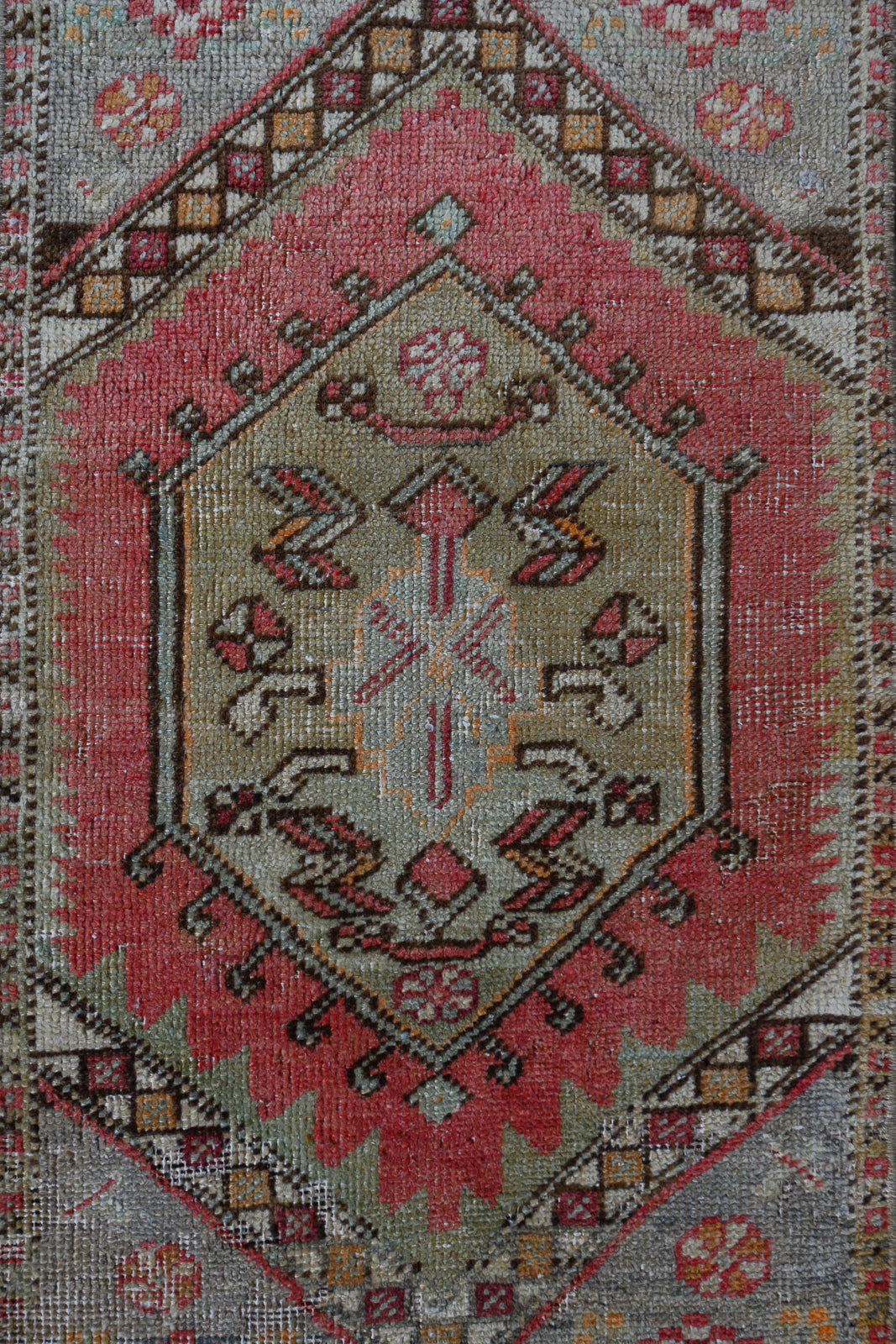 No. 266 | 1'6 x 2'11