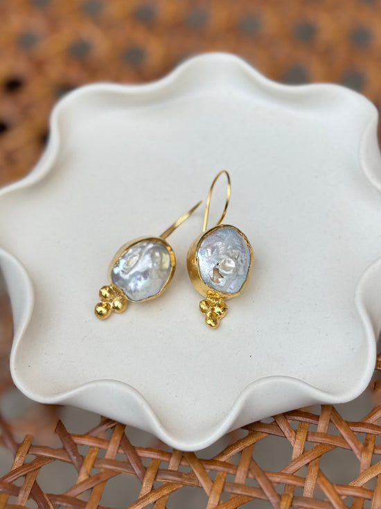 Pearly MC earrings
