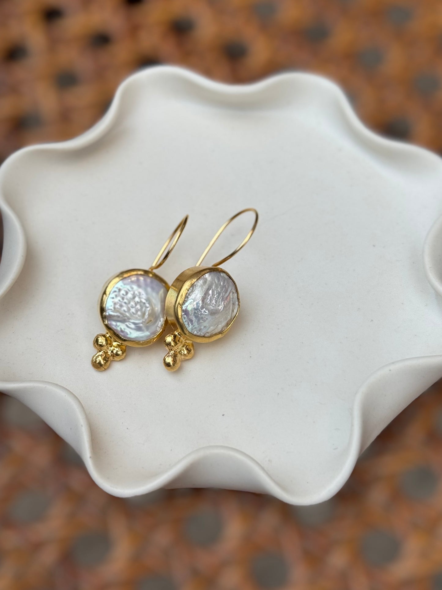 Pearly MC earrings