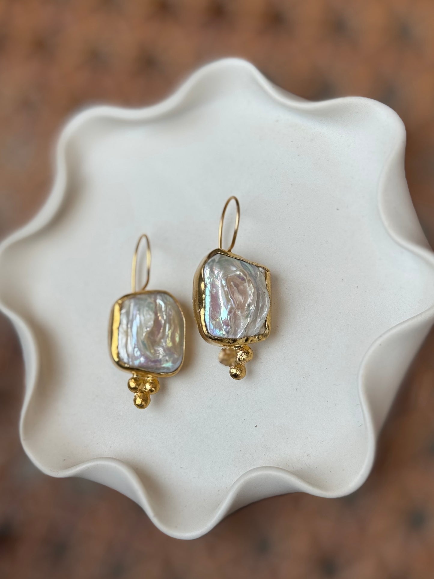 Pearly MC earrings