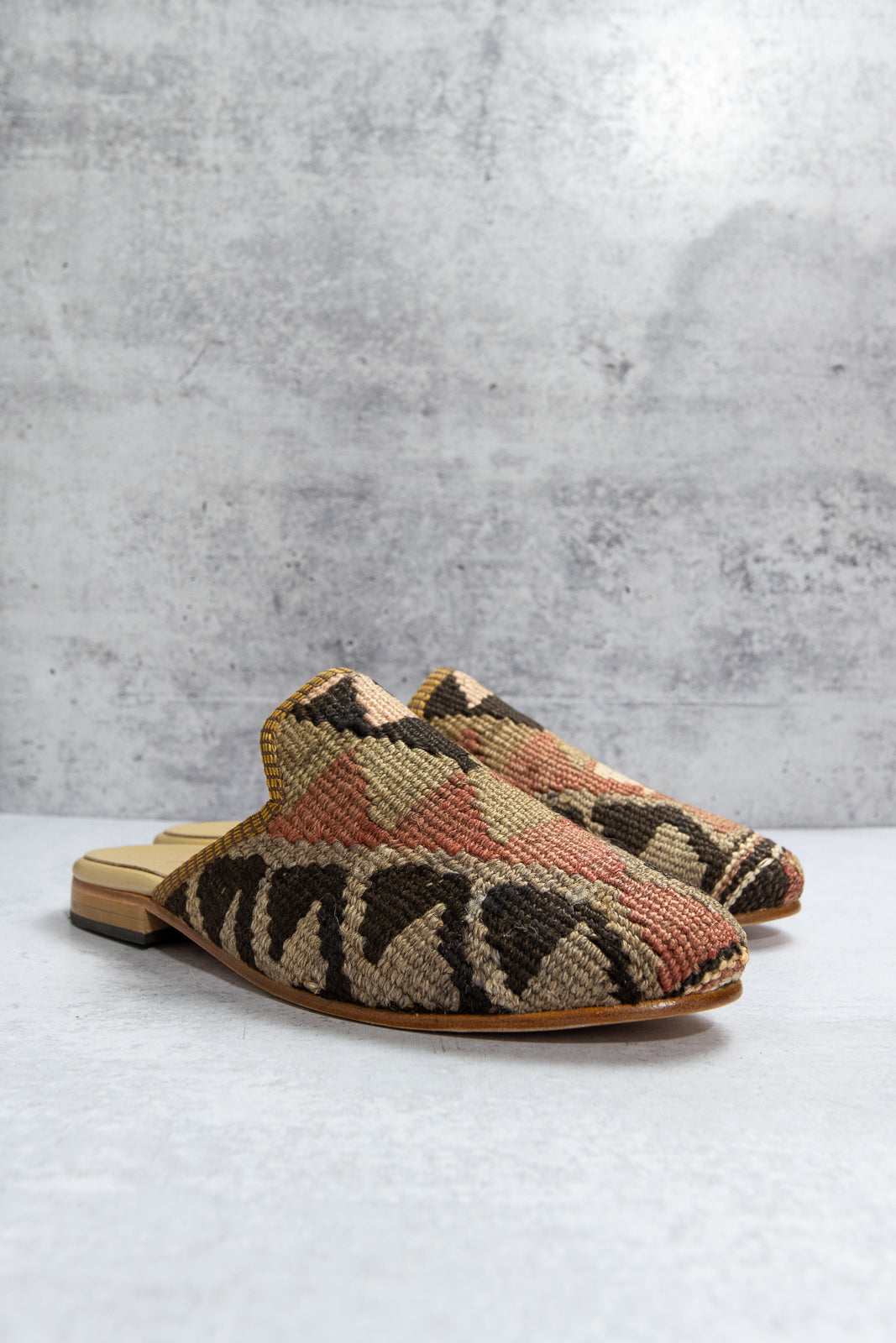 Kilim Mules for Women and Men - Genuine Leather Shoes – minimalchaos