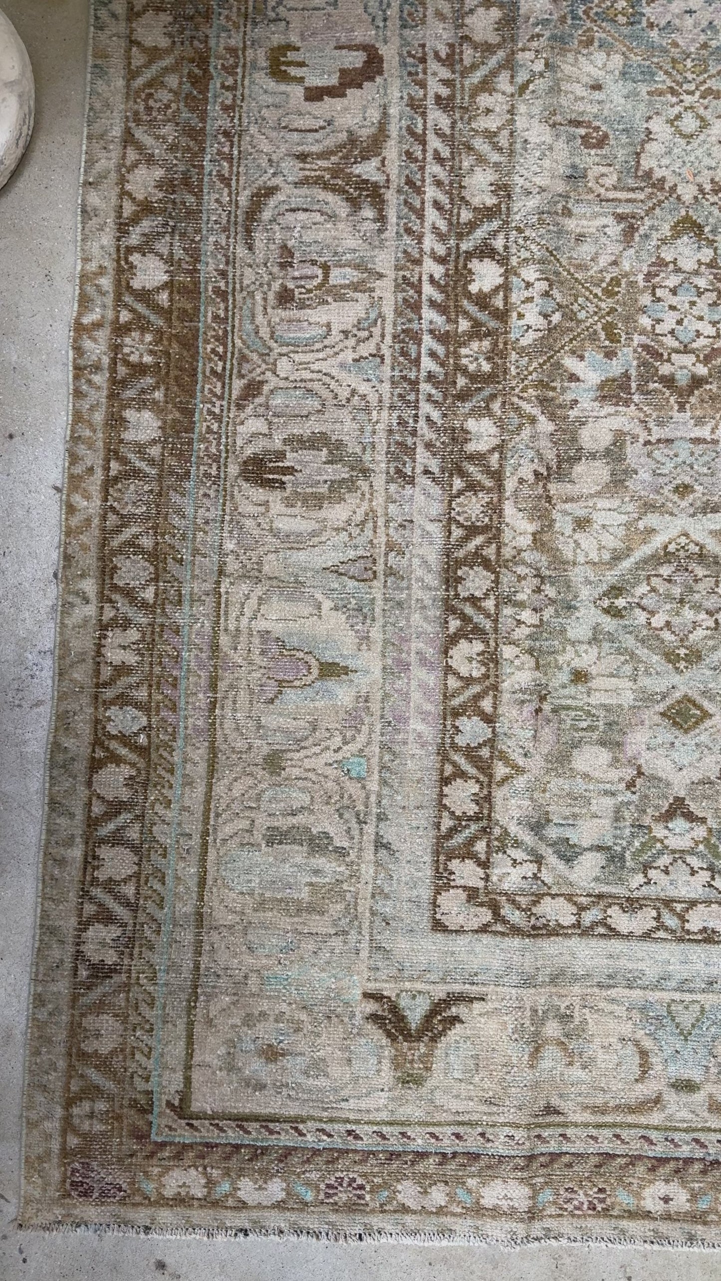 Load and play video in Gallery viewer, Jalida | 6’7 x 10’3
