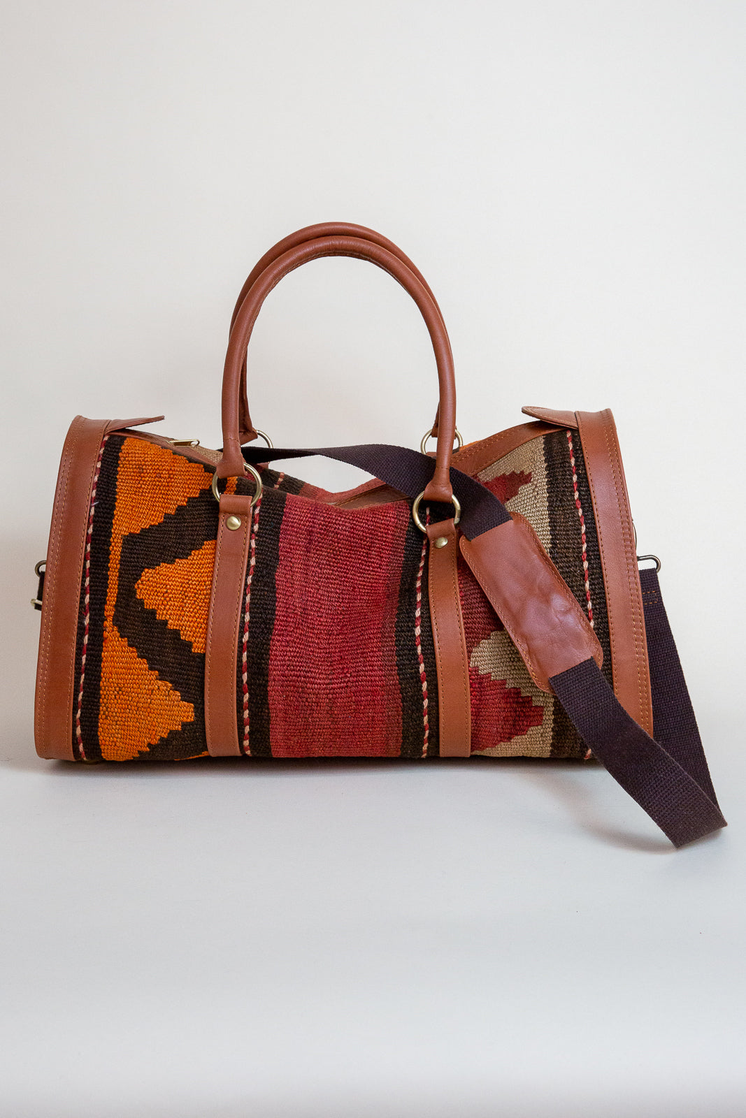 Hand crafted Kilim Handbags – minimalchaos