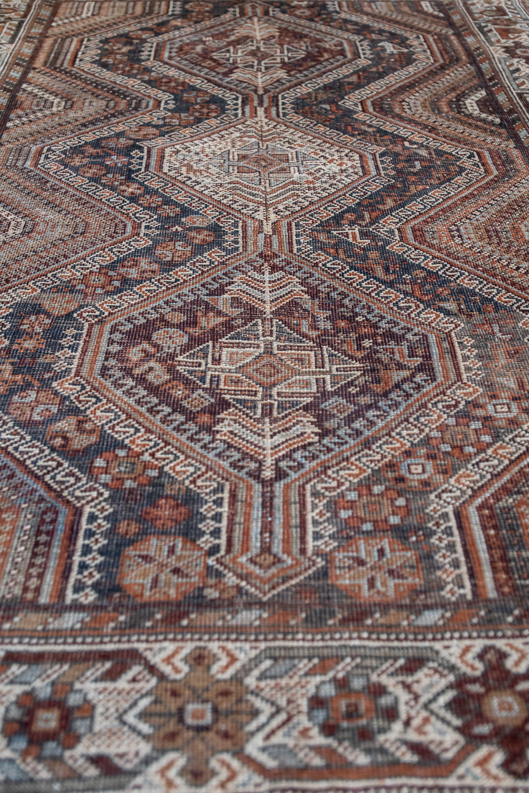 Nadeen Rugs Vintage Persian and Turkish Rugs | Medium Wool Area Rug – minimalchaos