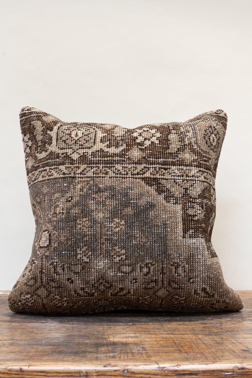 Accent Pillow Cover Vintage Rug Throw Pillow – minimalchaos